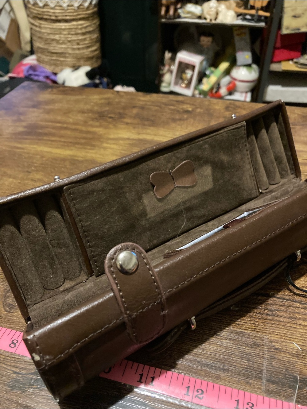 Danier genuine leather cylindrical jewelry case - Picture 12 of 14